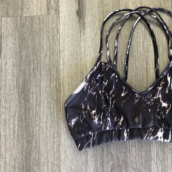 Salty Honey Marble Black & White Double Strap Sportsbra - Picture 2 of 6